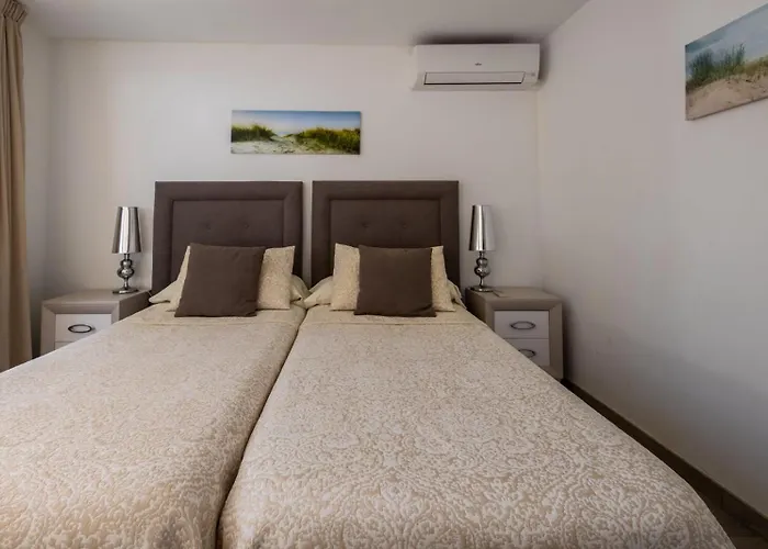 Willa Siempre Domingo