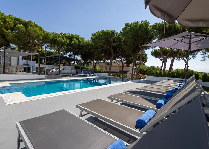 Willa Siempre Domingo *